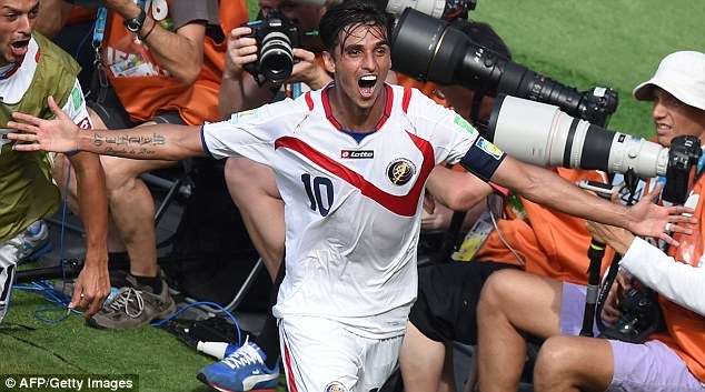 Costa Rica tuc gian vi 7 cau thu bi nghi dung doping hinh anh