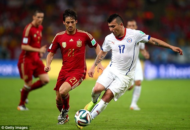 Gary Medel hiện đang được định giá 10 triệu bảng và đang là mục tiêu được Valencia.