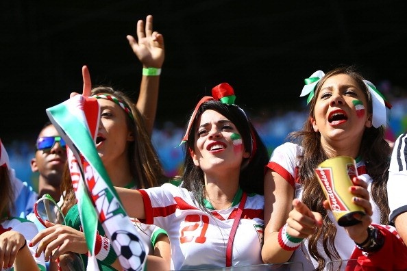 3 CDV Iran bi bat vi co vu qua sung cho DTQG hinh anh