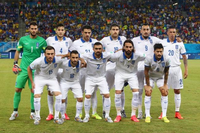 Cau thu Hy Lap tu choi nhan tien thuong hinh anh