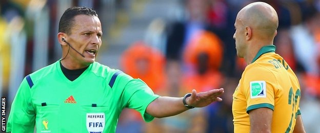 Djamel Haimoudi, trọng tài sẽ điều khiển trận Mỹ- Bỉ.