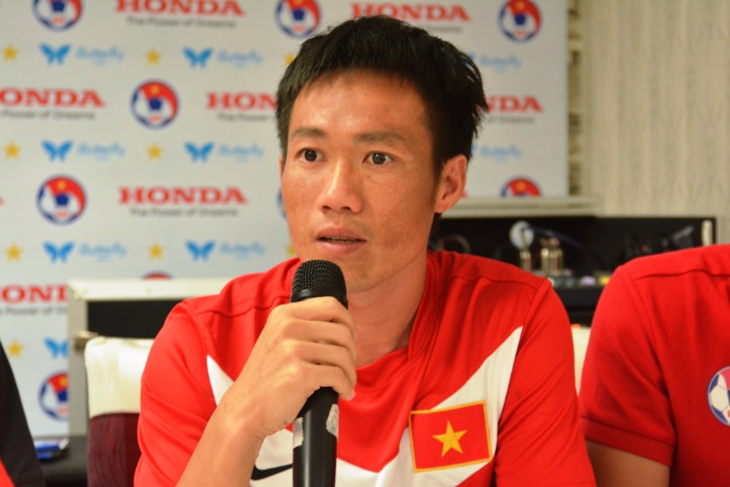 Tấn Tài cho răng ĐTVN đang trong quá trình chuyển giao thế hệ nhưng các cầu thủ trẻ và nhiều kinh nghiệm đang có sự kết hợp khá tốt.