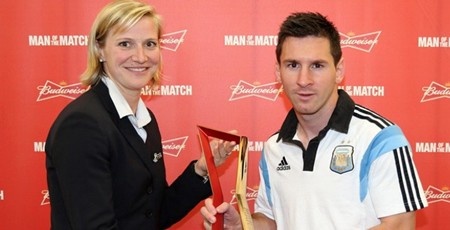 Messi đặt dấu dấu trong 5/6 bàn thắng của Argentina tại giải (ghi 4 bàn, kiến tạo 1 bàn). Ở trận gặp Thụy Sỹ, anh chạy hơn