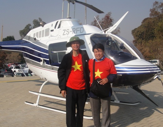 Nhung giai thoai ve CDV dot tien ty xem World Cup hinh anh
