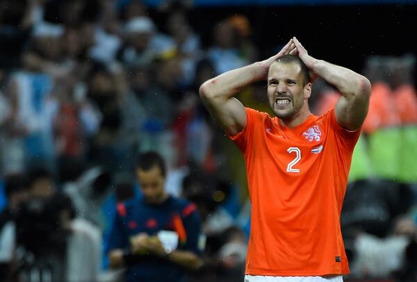 Van Gaal: Hai cau thu khong muon da cu penalty dau tien hinh anh