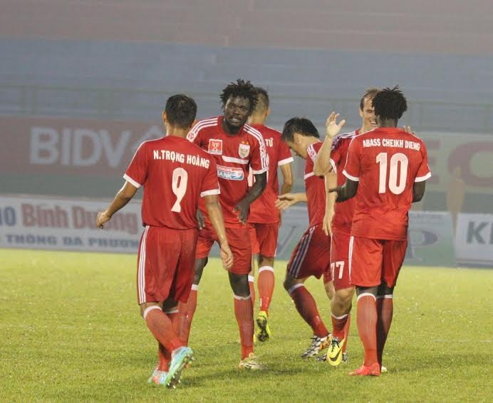 Chiến thắng của B.Bình Dương sẽ trọn vẹn hơn nếu như không có sự cố mất điện.