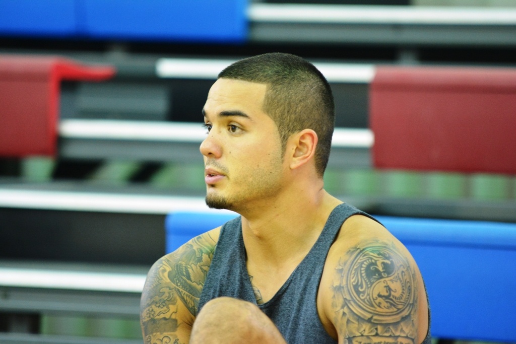 Việt Arnorld, cầu thủ Việt kiều từng nhận được học bổng thể thao toàn phần tại 1 đường ĐH danh tiếng của Mỹ cũng góp mặt trong đội.