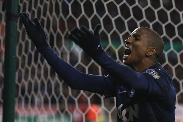 Ashley Young sẽ bị bán để phục vụ cho những mục tiêu khác.