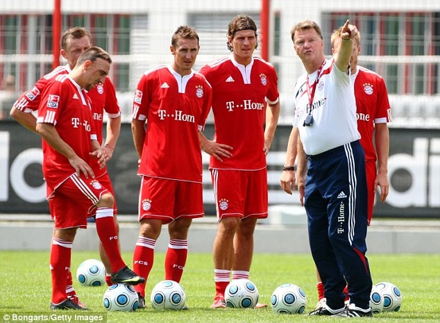Bayern Munich mùa giải 2009-2010 khởi đầu rất chậm chạp nhưng kết thúc mùa giải với kết quả mỹ mãn.