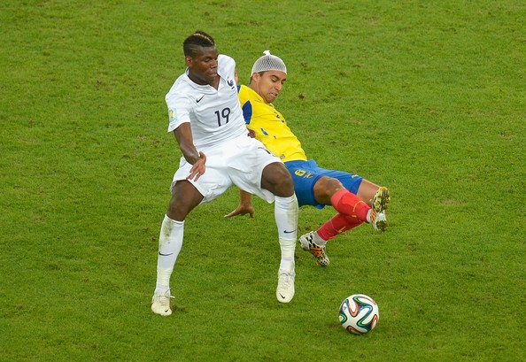 Cầu thủ này đã là sao trước khi World Cup diễn ra, nhưng phong độ của anh vẫn khiến mọi người không khỏi ngạc nhiên. Phong độ xuất sắc của cầu thủ 21 tuổi này được minh chứng bằng danh hiệu cầu thủ trẻ xuất sắc nhất giải. Anh hiện đang được Man City theo đuổi với giá chuyển nhượng lên đến <abbr class=