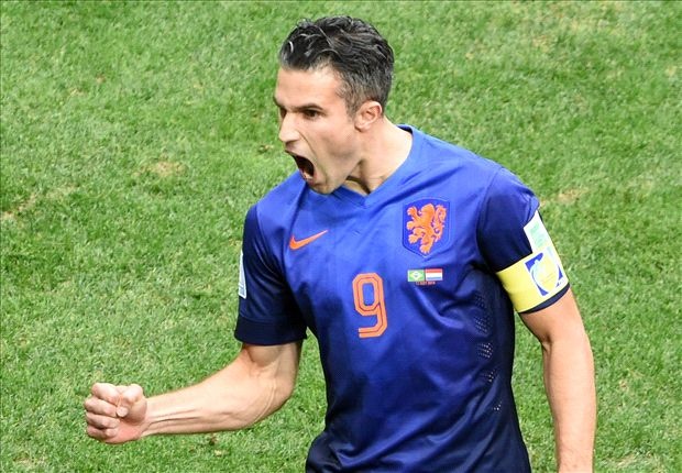 M.U mat Van Persie dau mua giai moi hinh anh