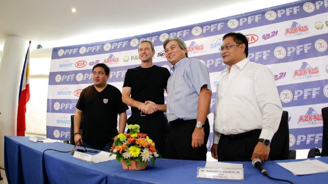 Nha vo dich UEFA Cup 1997 dan dat dich thu cua DTVN hinh anh