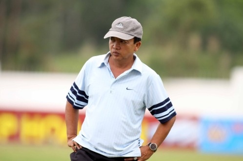 HLV chi dao hoc tro da gay chan doi phuong bi cam 2 tran hinh anh