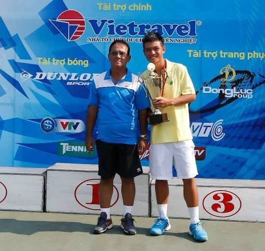 'Tay vot trieu do' bang hoang khi nghe tin thay qua doi hinh anh