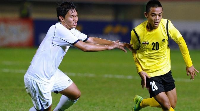 Brunei dung doi tuyen quoc gia dau voi U19 Viet Nam hinh anh