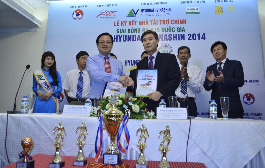 Doi vo dich U15 toan quoc duoc nhan 50 trieu dong hinh anh