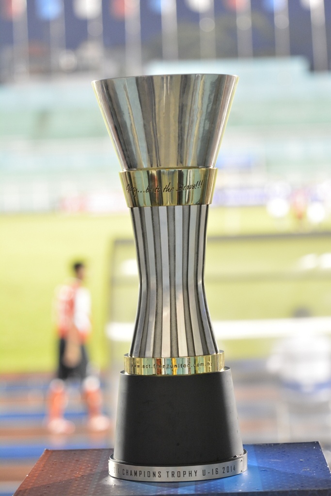 Chiếc Cup vô địch rất đẹp và tiền thưởng rất cao đối với 1 giải bóng đá trẻ là điểm thu hút của Asian Champions Trophy 2014.