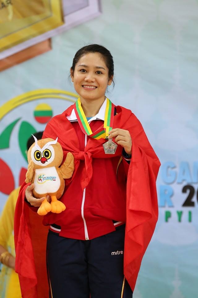 Tại SEA Games 27, Hứa Lê Cẩm Xuân đoạt 3 HCB.