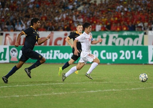 U19 Viet Nam- U19 Nhat Ban: Tat ca vi chien thang hinh anh