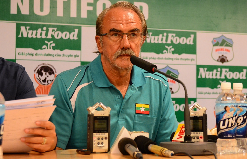 HLV Myanmar: ‘Cong Phuong, Tuan Anh qua xuat sac’ hinh anh