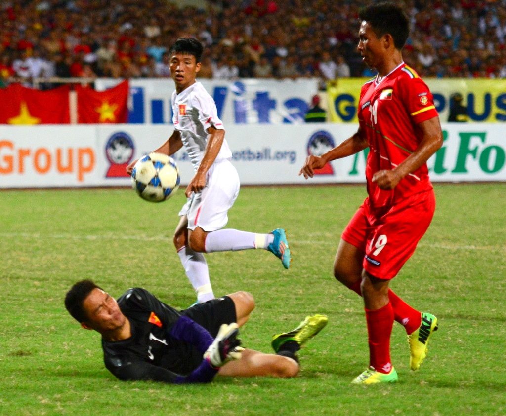 Hai diem yeu cua U19 Viet Nam hinh anh