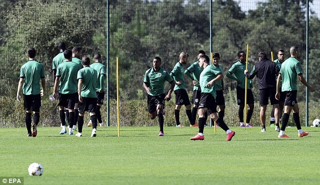 Sporting Lisbon cũng chỉ có 1 điểm khi hòa Maribor ở lượt trận đầu tiên. Cựu tiền vệ của M.U Luis Nani được đặt nhiều hy vọng đêm nay.