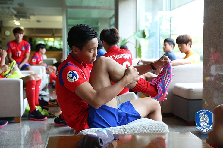 U19 Han Quoc giau bai de hang cong bung no truoc Viet Nam hinh anh