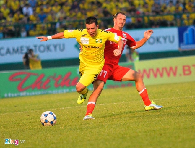 Huỳnh Kesley từng được phát hiện tại BTV Cup 2005 trong màu áo Matsubara (Brazil).