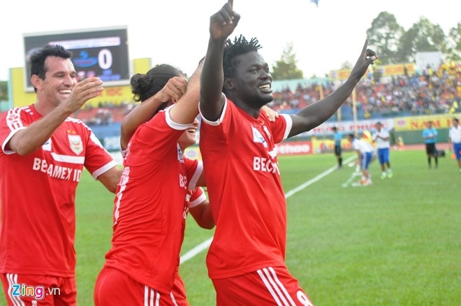 Olaya Moses là nhân tố quan trọng giúp B.Bình Dương đăng quang ngôi vô địch V.League 2014.
