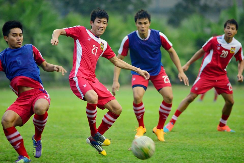 Philippines- Lao: Cho doi bat ngo hinh anh