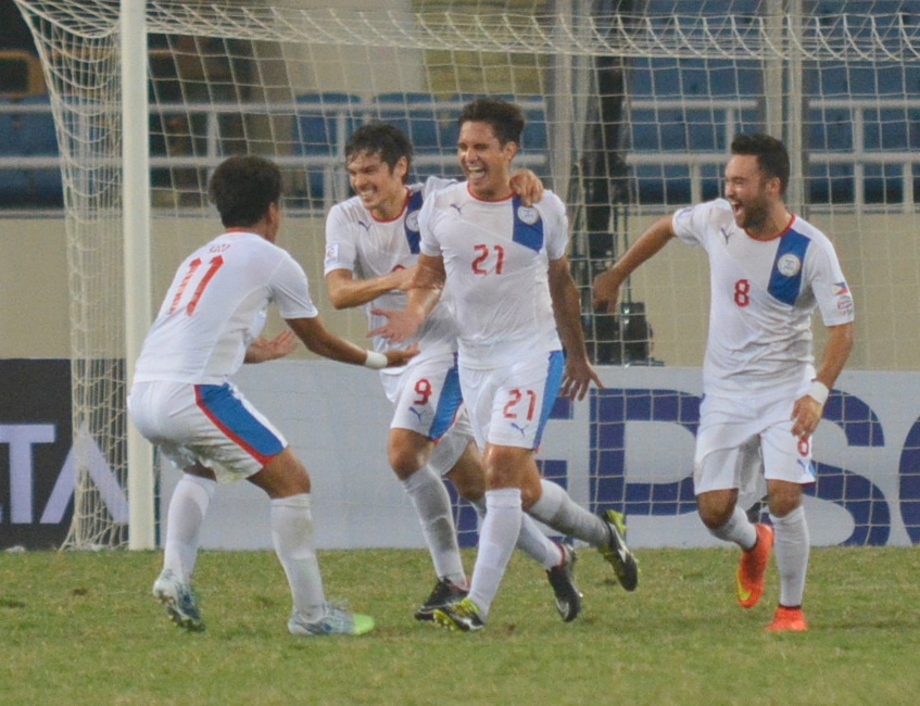 HLV Philippines tiet lo bi quyet chien thang hinh anh