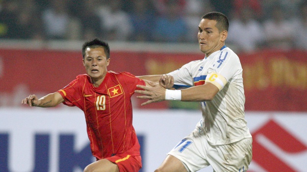 Viet Nam - Philippines: Thay tro Miura quyet phuc thu hinh anh