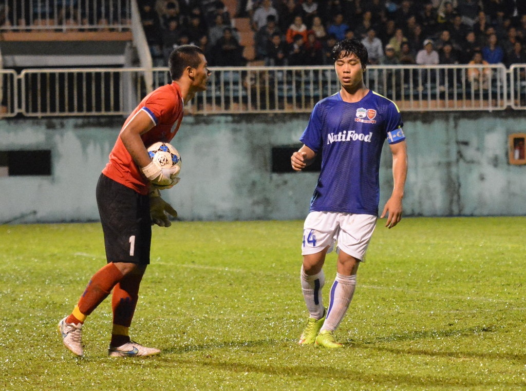 Doi thu ngam che Obama, Cong Phuong dut diem kem hinh anh