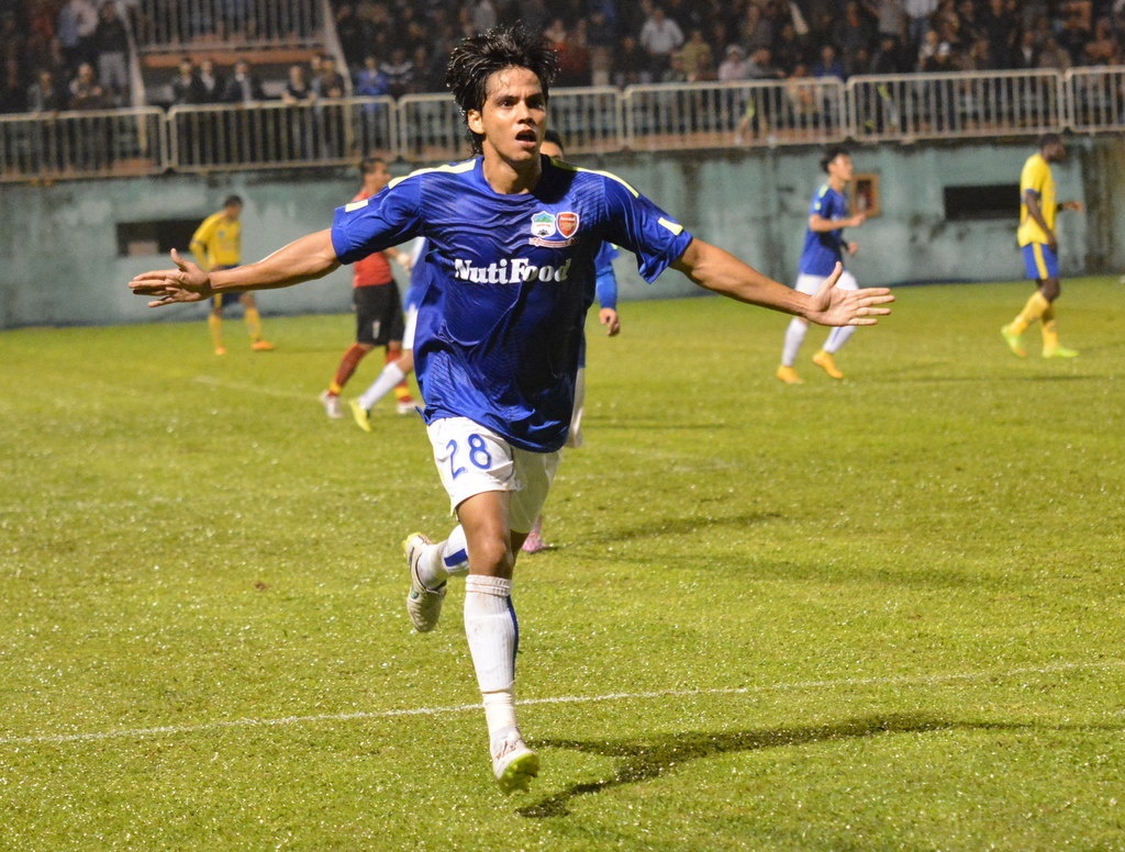 Ribeiro chơi khá ấn tượng nhưng nhiều khả năng không được giữ lại.