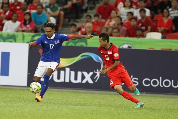 Amri (số 17) là cầu thủ tấn công rất quan trọng của Malaysia.