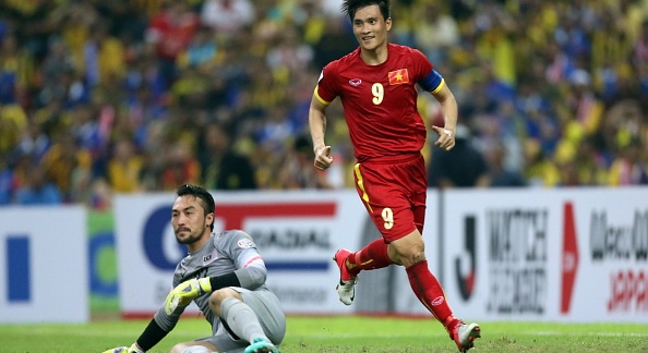 Viet Nam - Malaysia: Thang dep de vao chung ket hinh anh