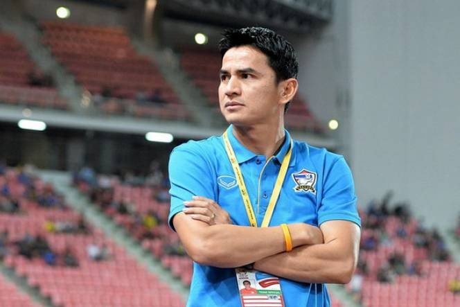 HLV Kiatisak khong so gap Viet Nam o chung ket hinh anh