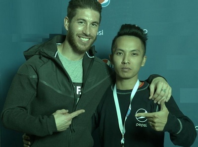 Sergio Ramos than phuc cao thu tang bong Viet Nam hinh anh