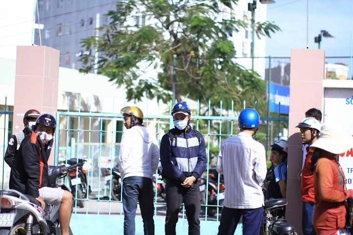 CDV buc xuc vi ngung ban ve tran Long An - HAGL hinh anh