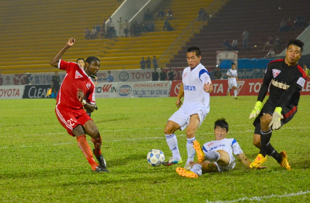 CLB V.League: Thay mau luc luong, thanh tich bet bat hinh anh