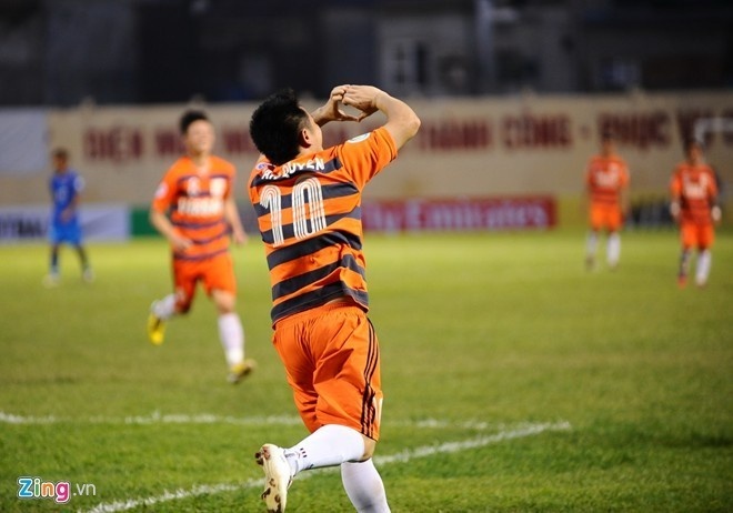 Sự nghiệp của Văn Quyến bị chôn vùi ở thời điểm anh trở nên nổi tiếng ở tuổi 20. Ảnh: Tùng Lê.