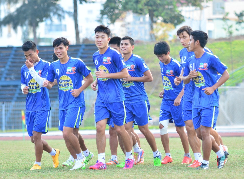 Các cầu thủ HAGL rất thỏa mái trước trận đấu với Cần Thơ.