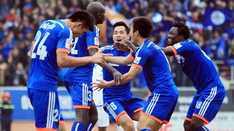 Than Quang Ninh lap hat-trick giai thuong hinh anh