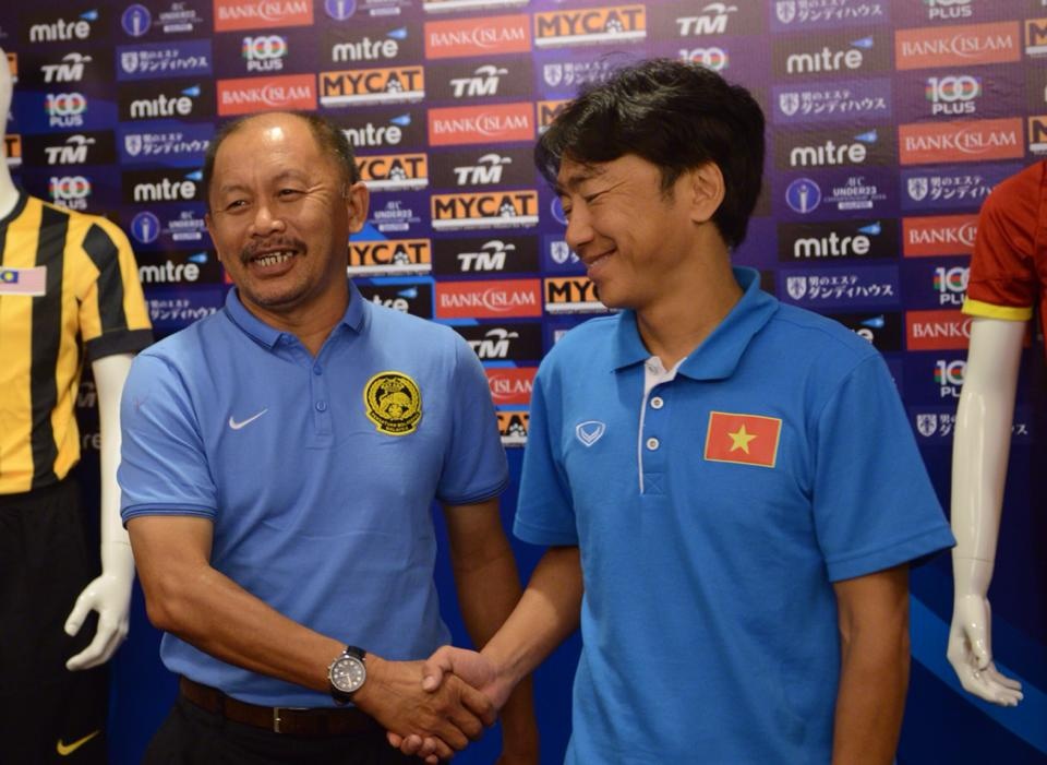 HLV Olympic Malaysia khen Cong Phuong hinh anh