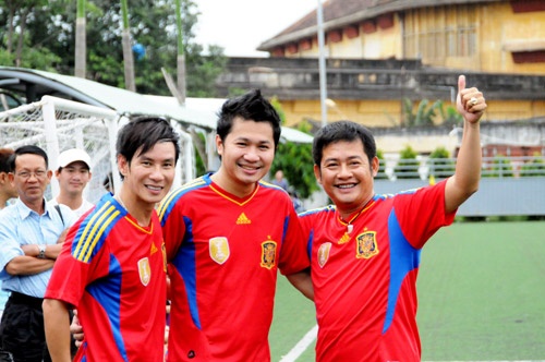 Ly Hai, Nhat Cuong tranh tai cung pho tuong cua HLV Miura hinh anh