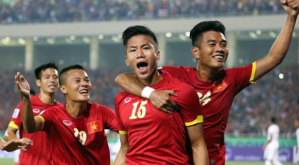 HLV Miura phai loai 15 cau thu truoc SEA Games hinh anh