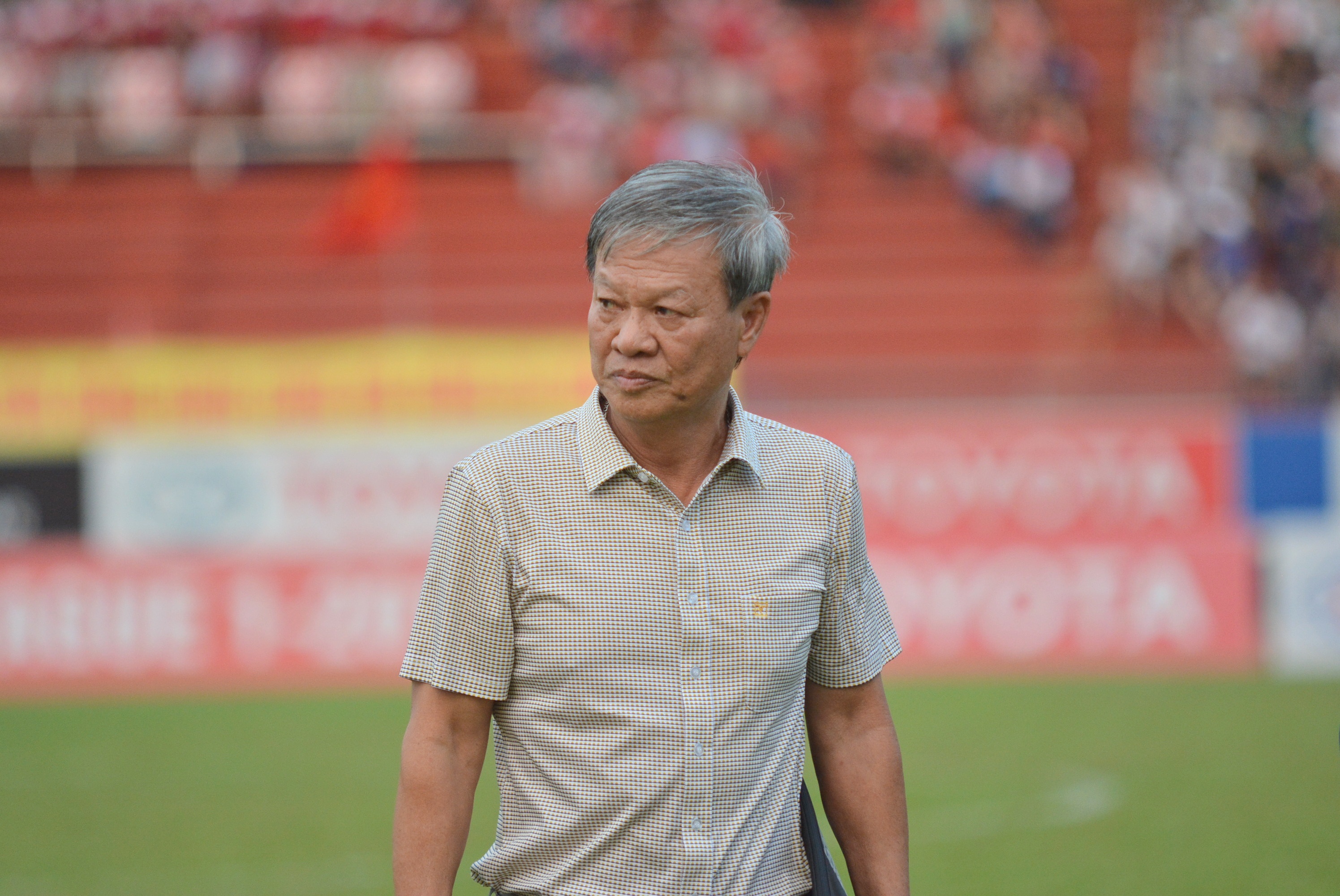 HLV Le Thuy Hai phan ung trong tai, bi khan gia la o hinh anh