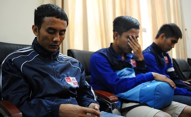 Treo gio vinh vien 6 cau thu Dong Nai dinh tieu cuc hinh anh