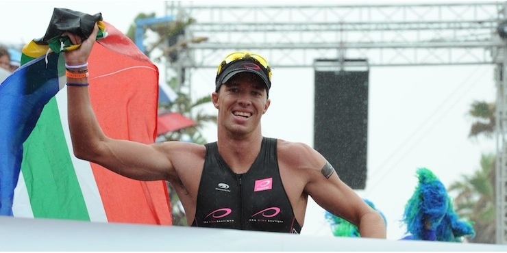 James Cunnama chinh phuc VNG Ironman 70.3 hinh anh