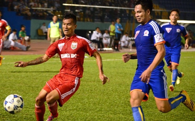 Tuyen Viet Nam bo sung cau thu da nang tu B.Binh Duong hinh anh